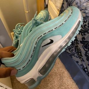 Nike AirMax size 5y
